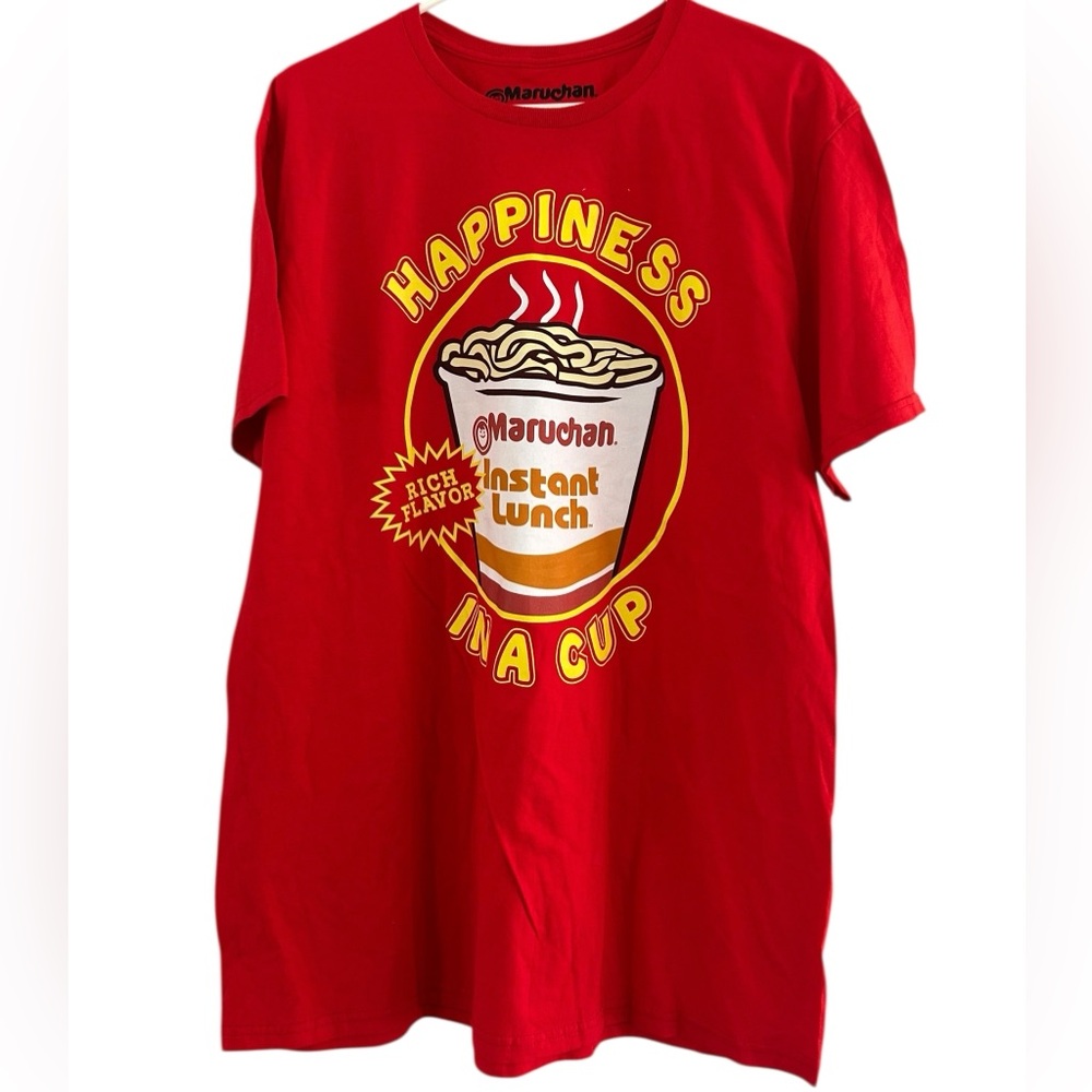 Maruchan Instant Lunch Graphic T-Shirt Unisex Red "Happiness In A Cup" Ramen XL